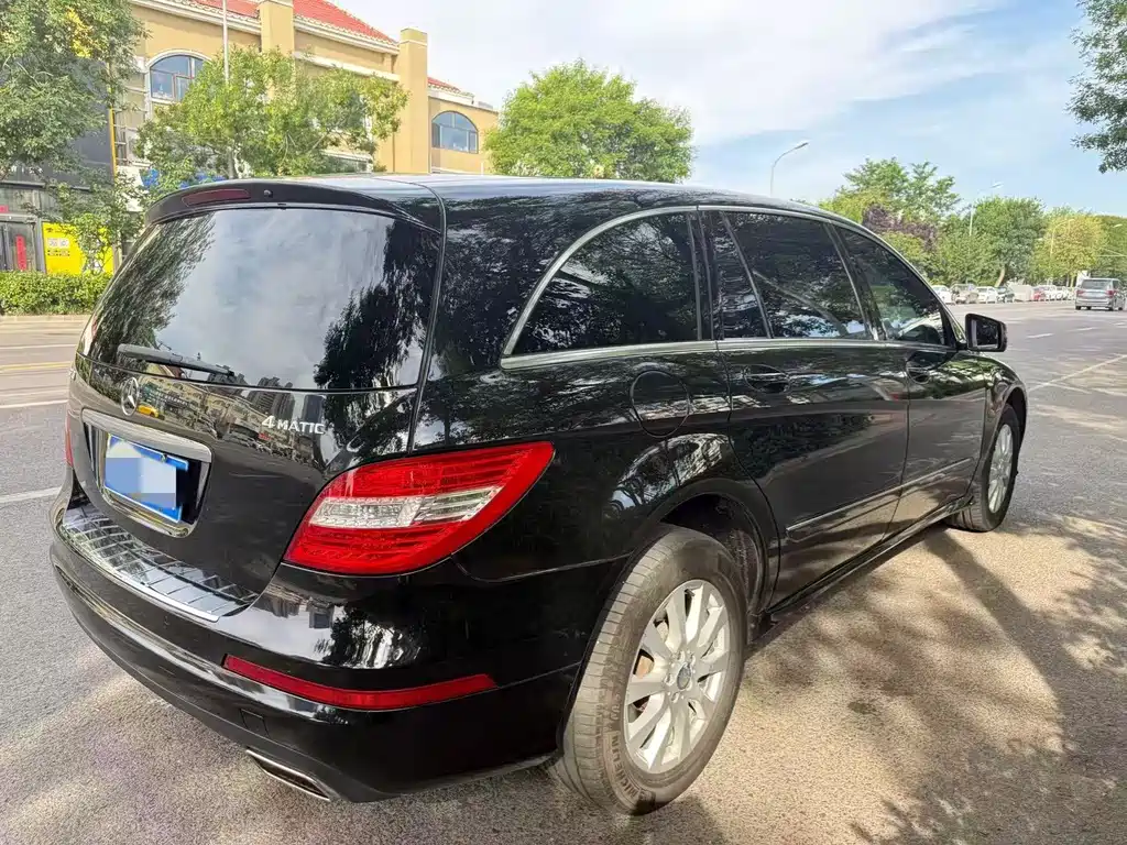 Mercedes-Benz R 2017 R 320 4MATIC