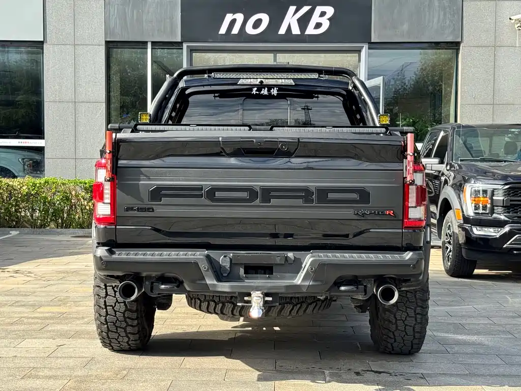 Ford F-150 Raptor — миниатюра 15