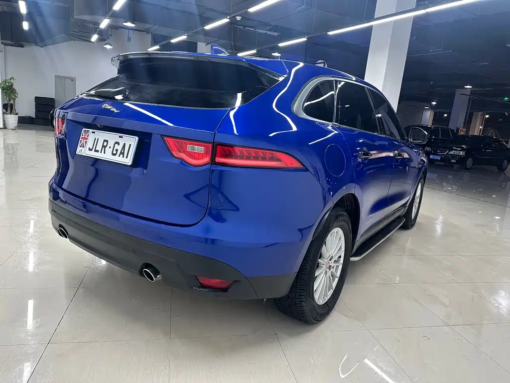 Jaguar F-Pace 2018 2.0T R-Sport Sport