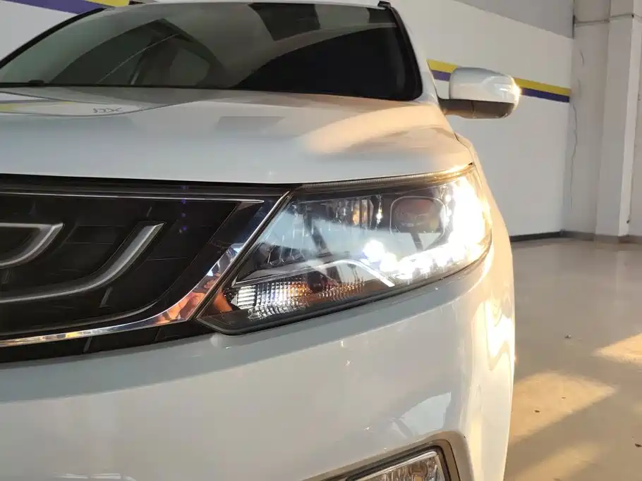 Geely Vision X6 — миниатюра 5