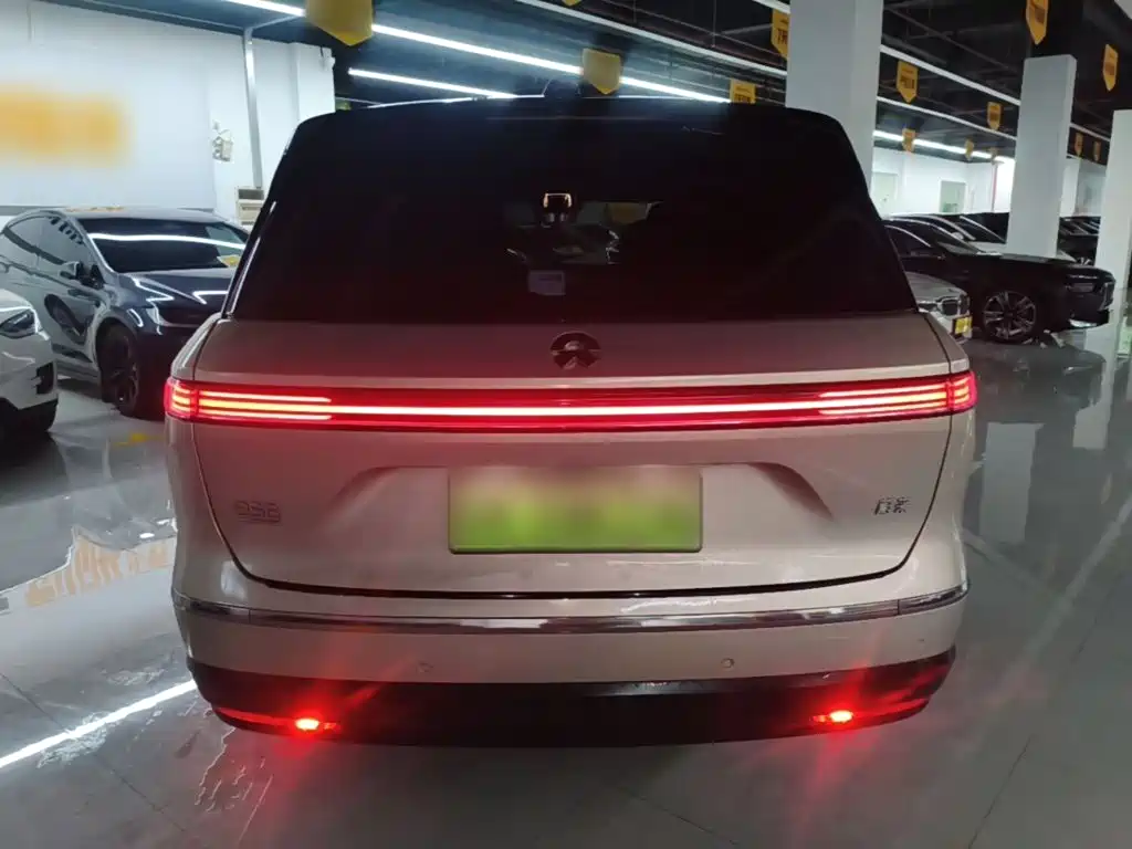 NIO ES8 2026 мест Executive