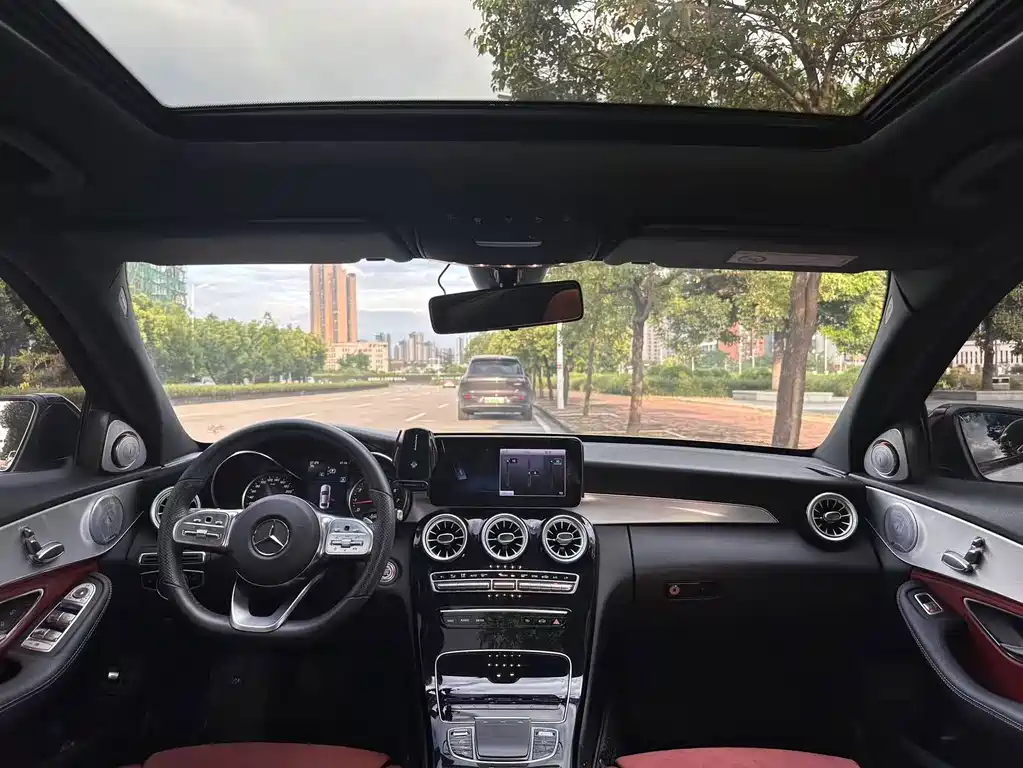 Mercedes-Benz C-Class — миниатюра 4