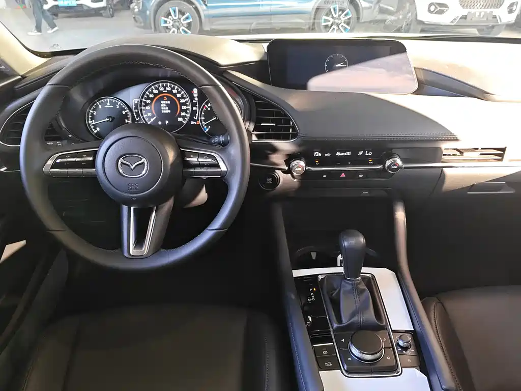 Mazda 3 Axela — миниатюра 4