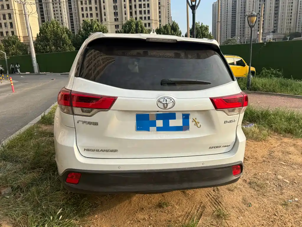 Toyota Highlander — миниатюра 3