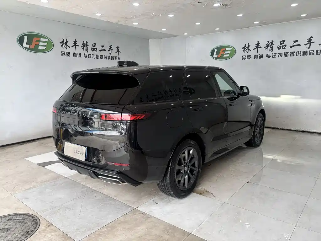 Land Rover Range Rover Sport 2024 400PS Dynamic SE