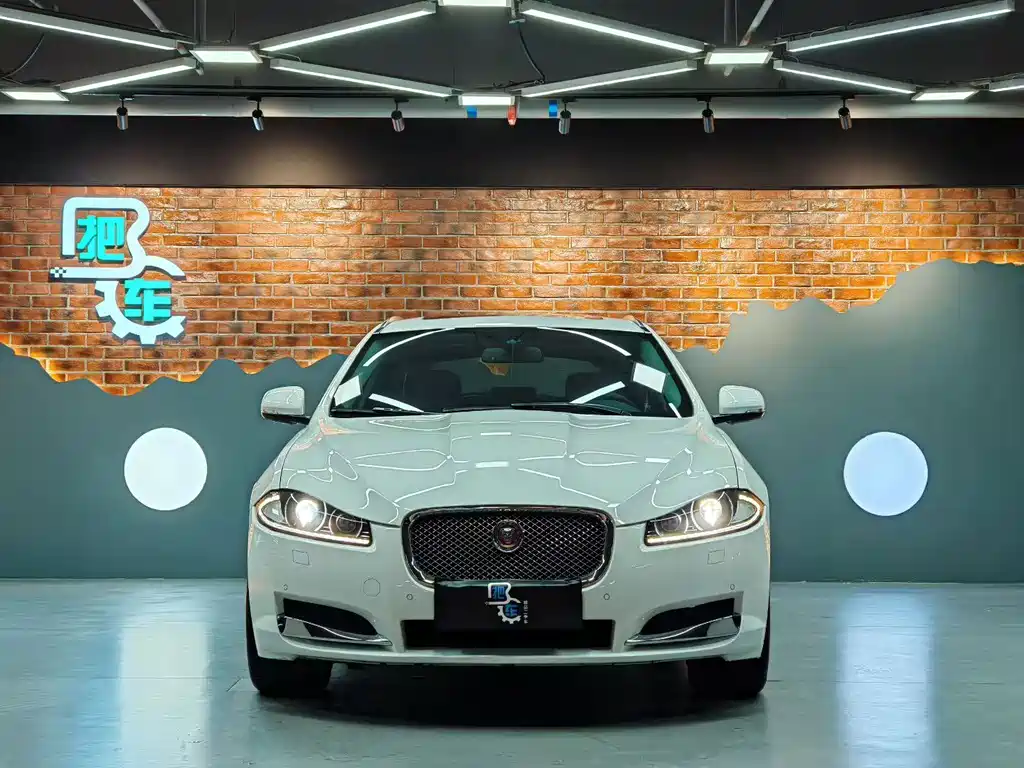 Jaguar XF — миниатюра 3