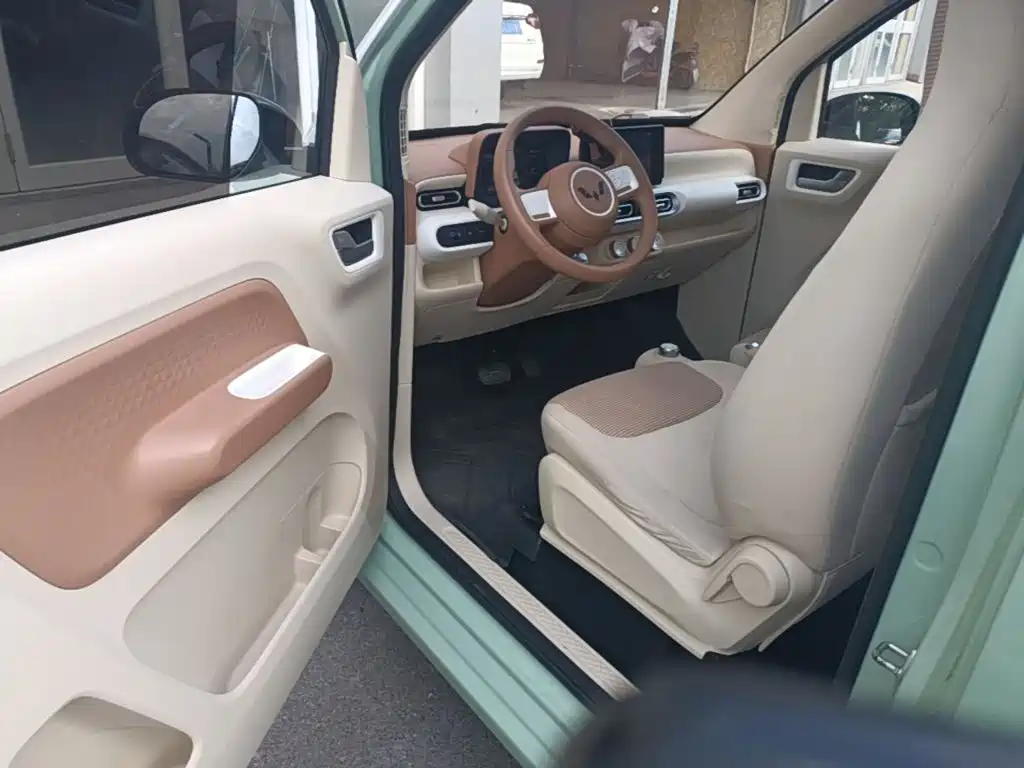 Wuling MINIEV — миниатюра 16