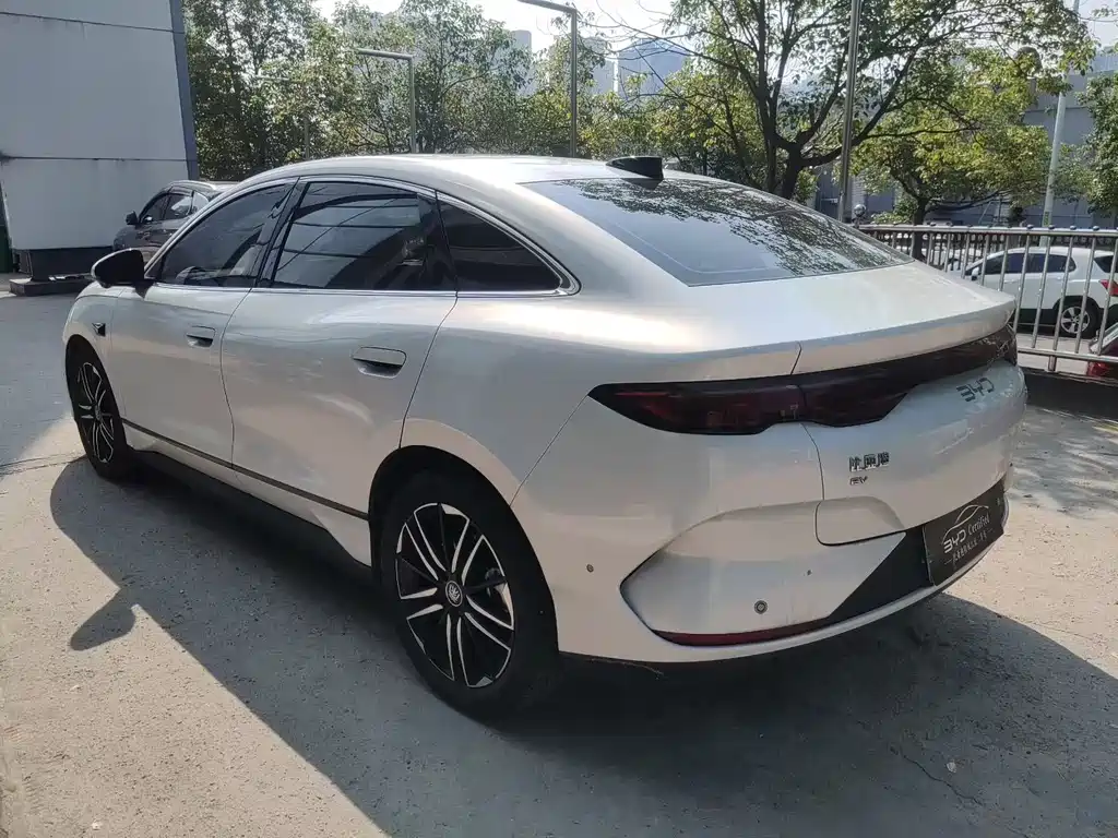 BYD Qin L — миниатюра 9