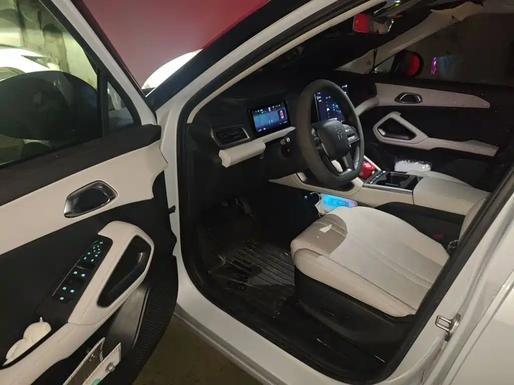 BYD Yuan UP — миниатюра 14