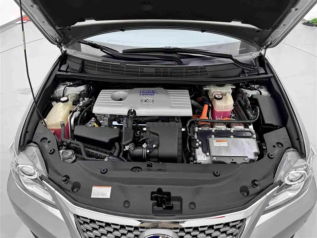 Lexus CT — миниатюра 23