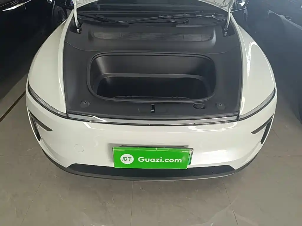 Tesla Model Y — фотографии объявления, Фото 20