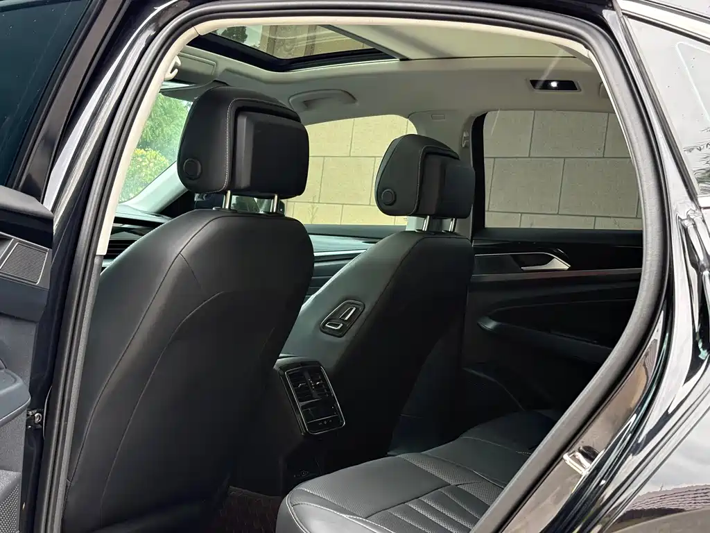 Volkswagen Passat — миниатюра 4