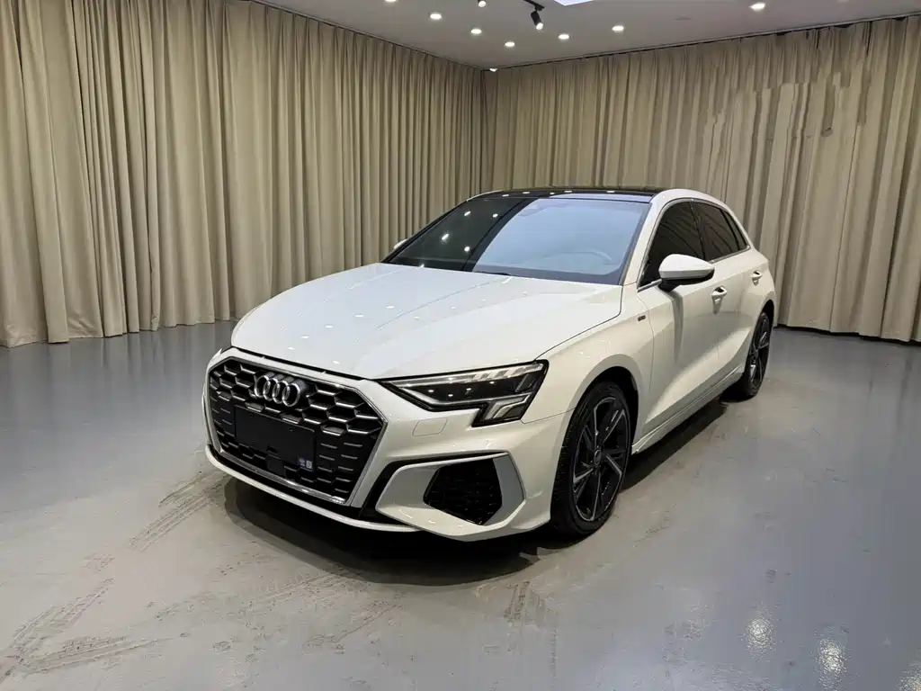 Audi A3 2023 Sportback 35 TFSI Fashion Sport