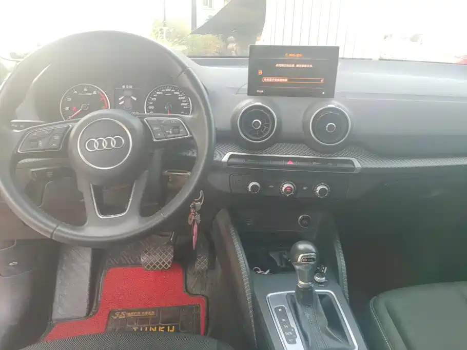 Audi Q2L — миниатюра 12