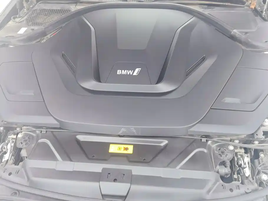 BMW i3 — миниатюра 10