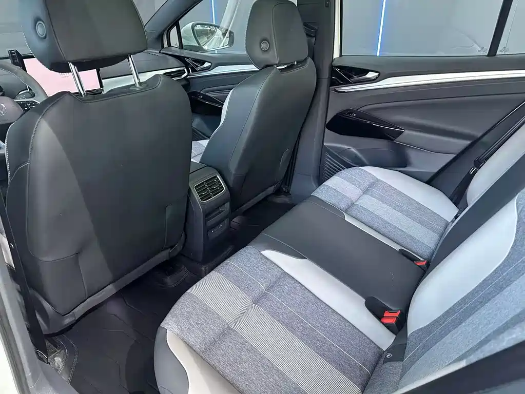 VOLKSWAGEN ID.4 CROZZ