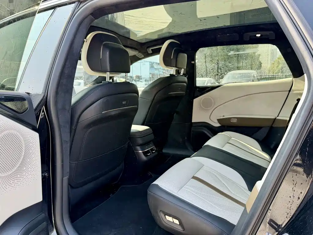 ZEEKR EXTREME KRYPTON 007GT