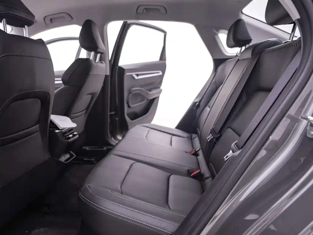 Geely Emgrand — миниатюра 24