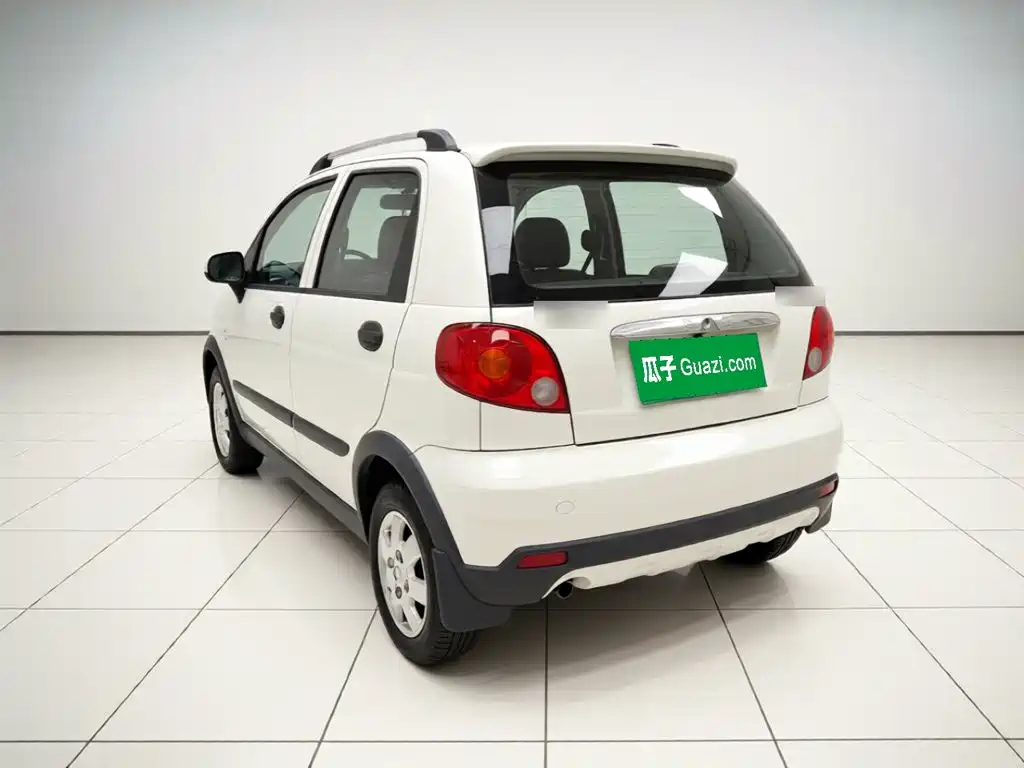 Baojun Spark — миниатюра 4