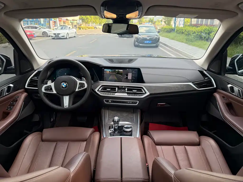 BMW X5 (Import) — миниатюра 13