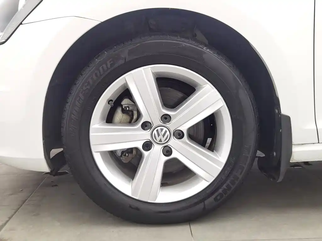 Volkswagen Golf — миниатюра 17