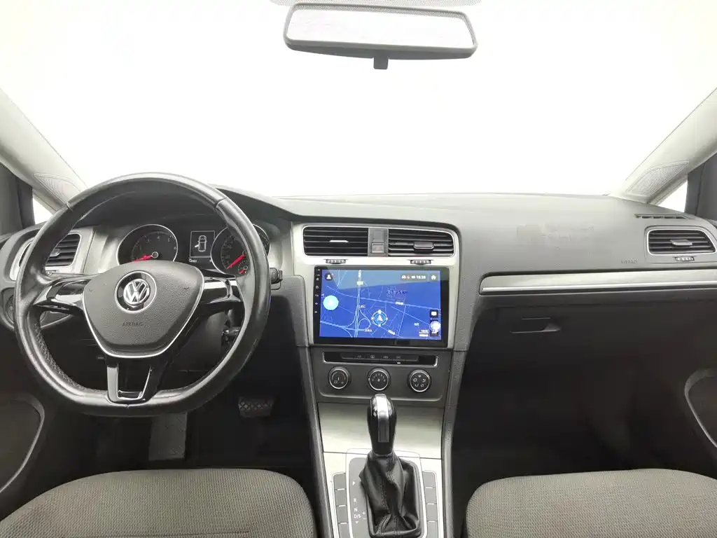 Volkswagen Golf — миниатюра 5