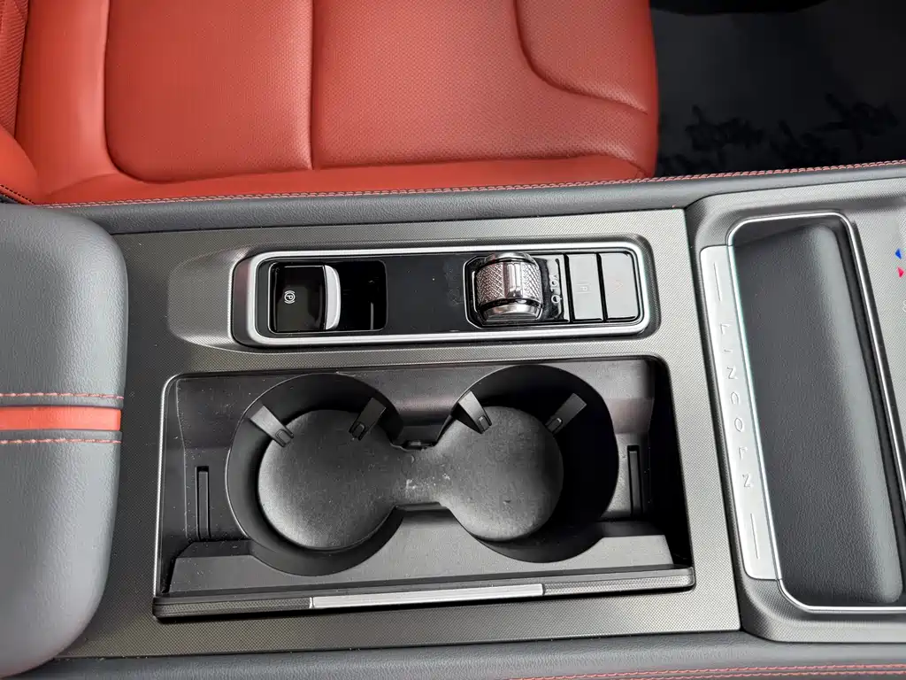 Lincoln Z — миниатюра 15