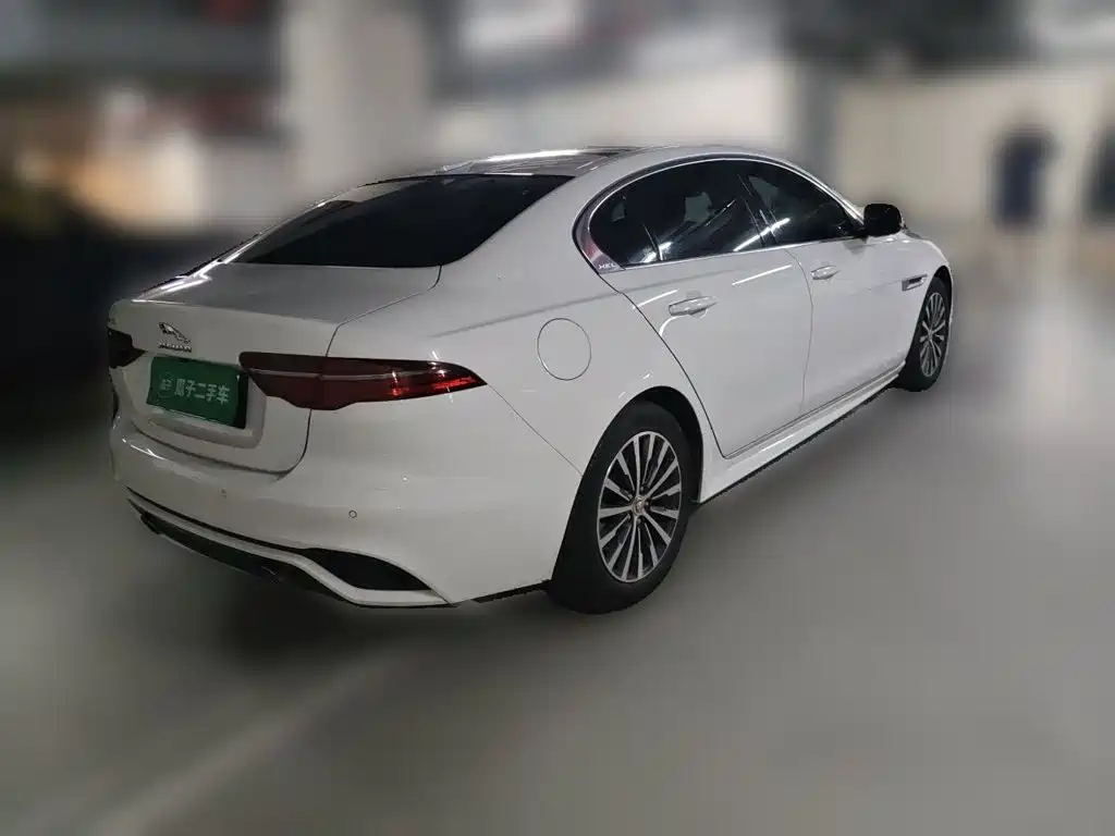 Jaguar XEL — миниатюра 6