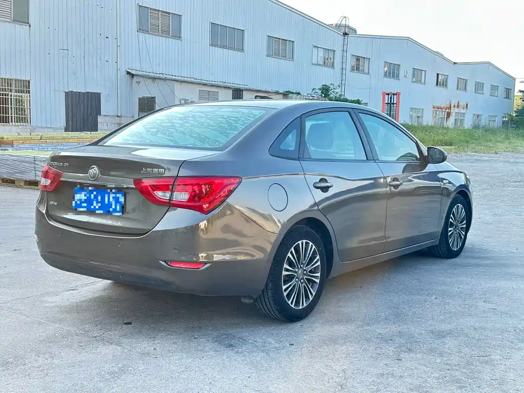 Buick Excelle — миниатюра 7