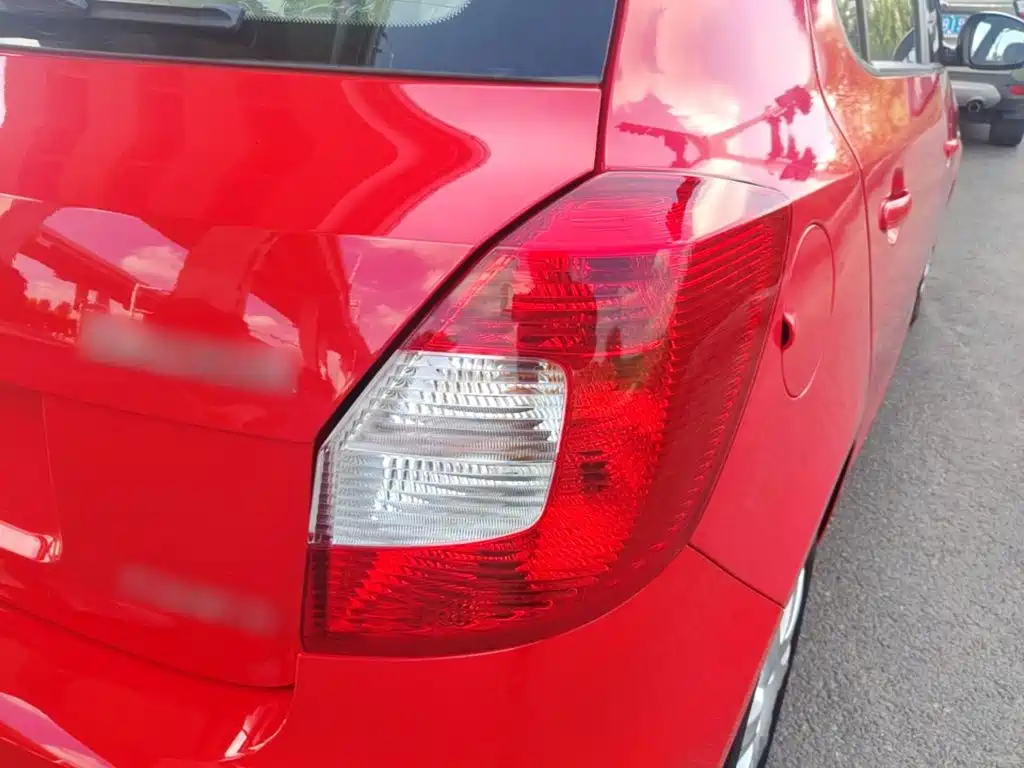 Skoda Fabia — миниатюра 8