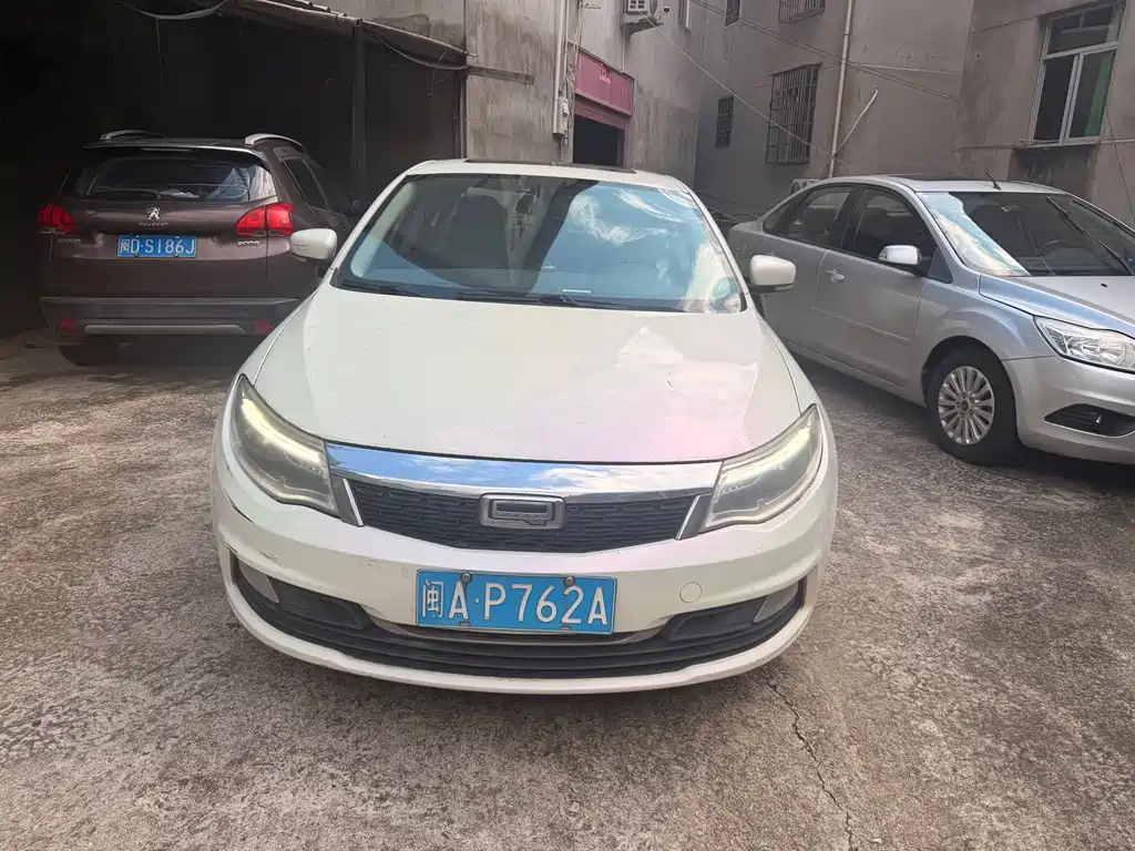 Qoros Qoros 3 — миниатюра 2