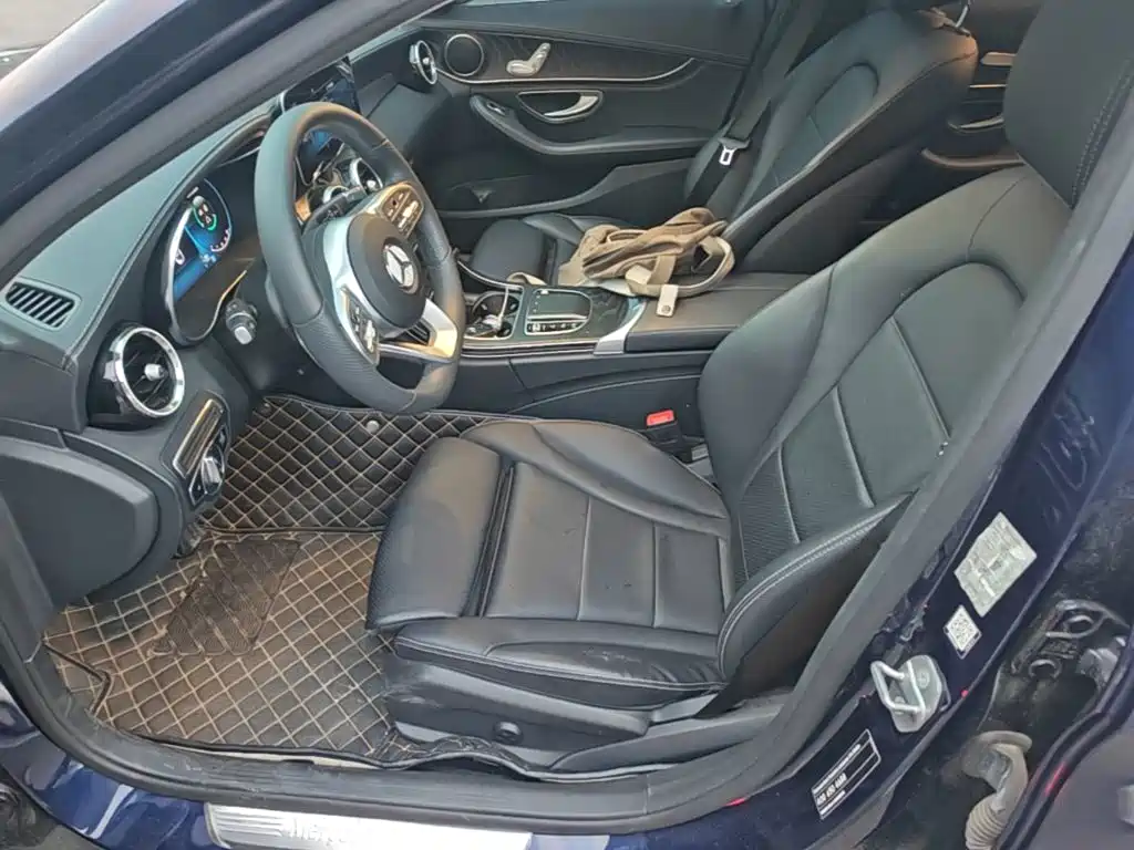 Mercedes-Benz C-Class — миниатюра 20