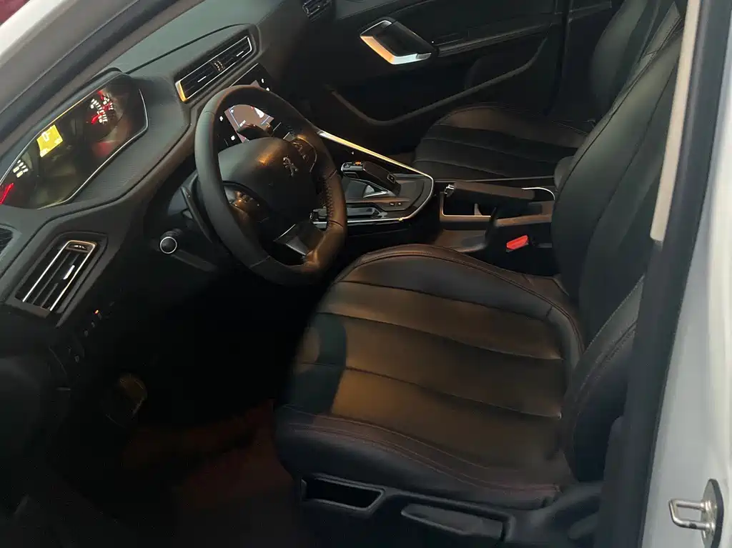 Peugeot 308 — миниатюра 9