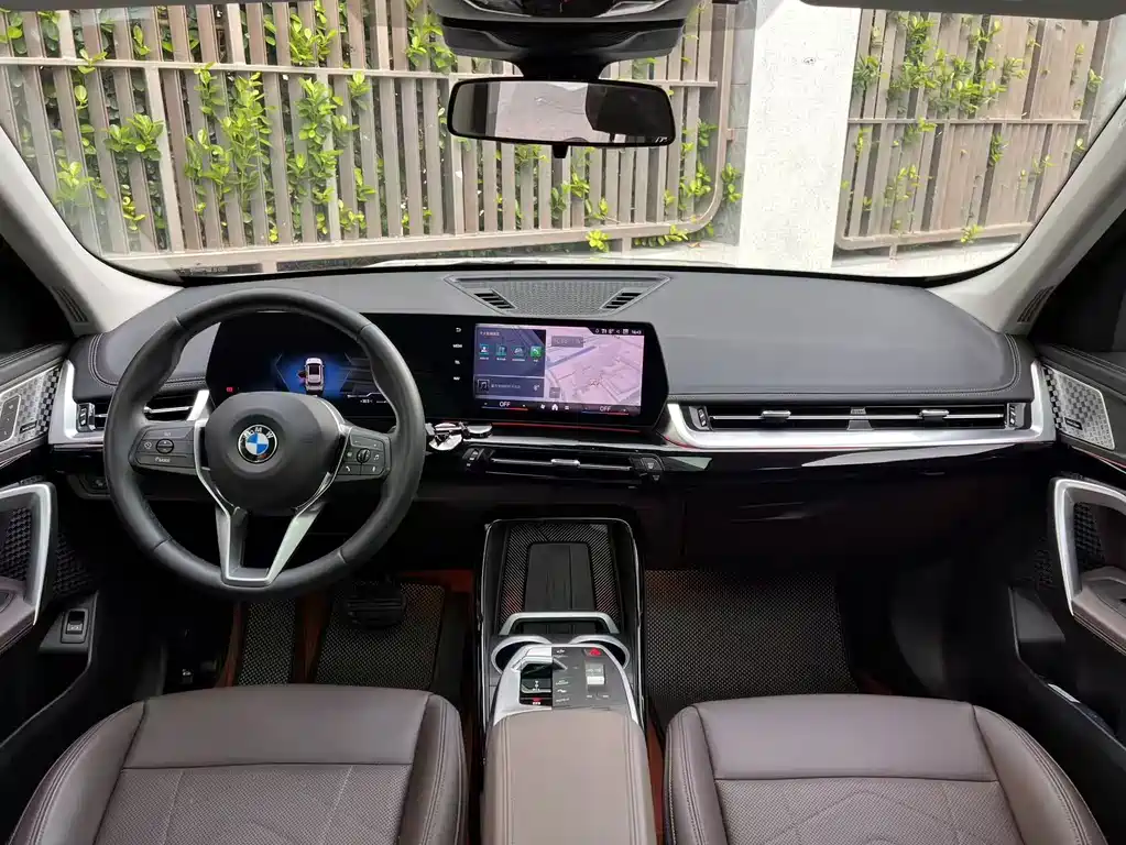 BMW X1 — миниатюра 10
