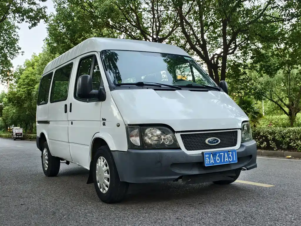 Ford Transit Classic — миниатюра 3