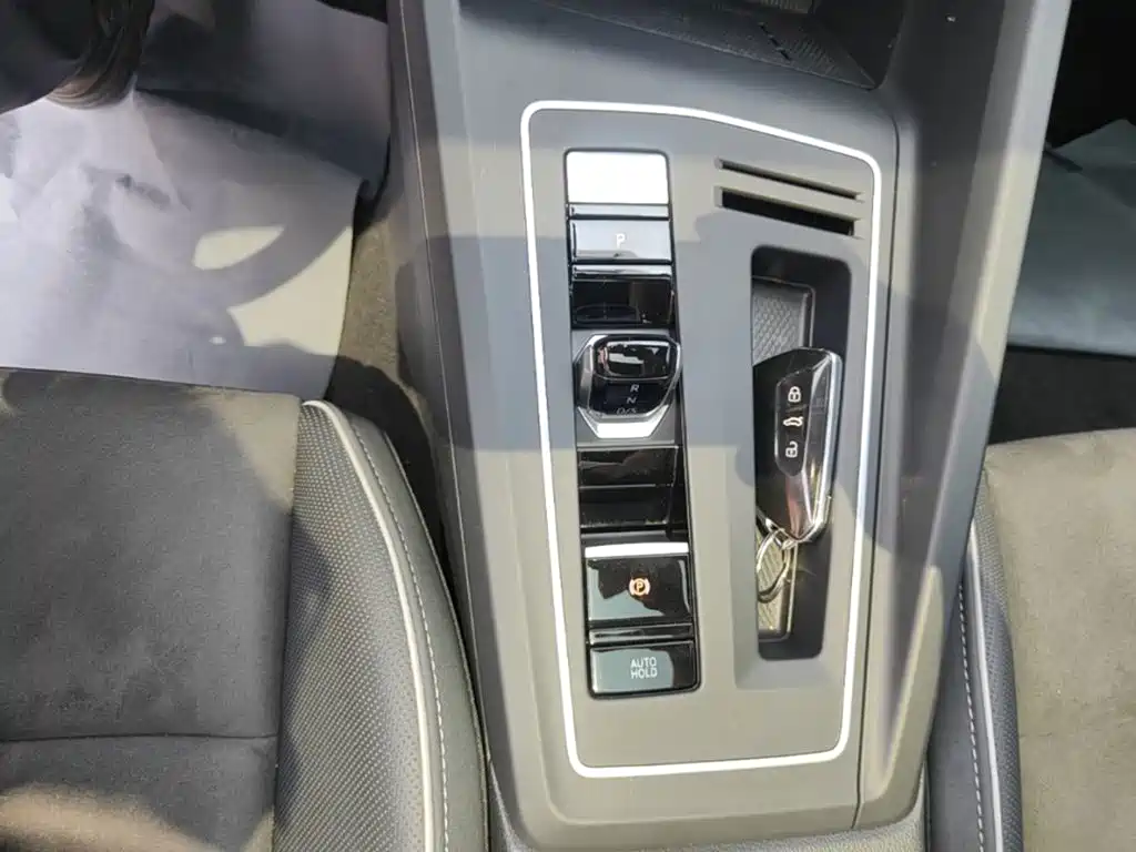 Volkswagen Golf — миниатюра 14