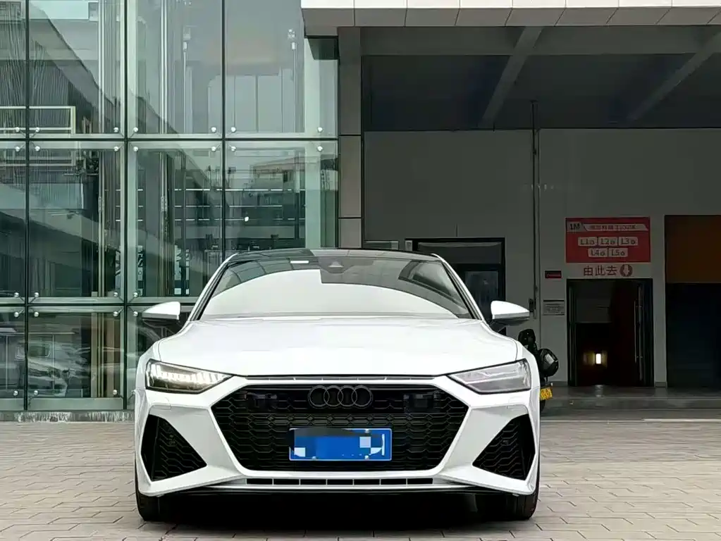 AUDI A7L