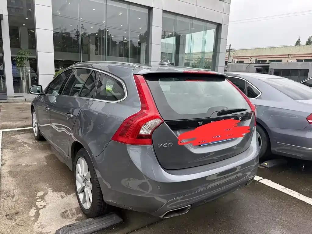 Volvo V60 2016 T5