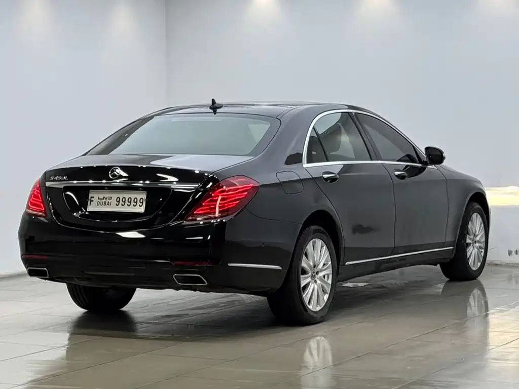 Mercedes-Benz S-Class — миниатюра 13