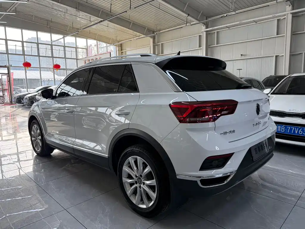 VOLKSWAGEN T ROC EXPLORING SONGS