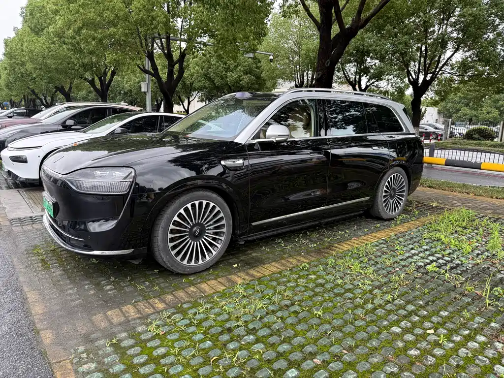 Aito M9 2025 Ultra 52kWh 6 мест (192 ）