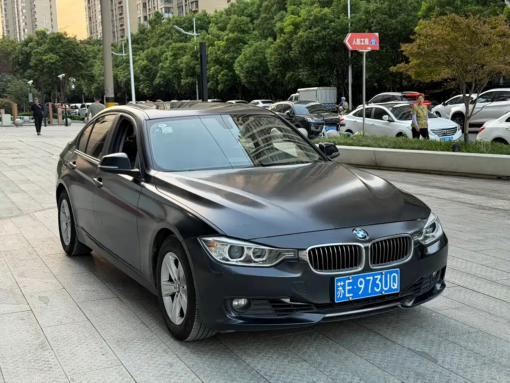 BMW 3 Series — миниатюра 3