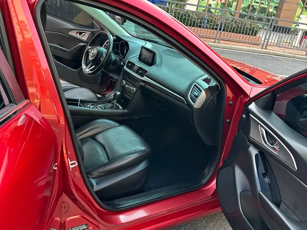 Mazda 3 Axela — миниатюра 12