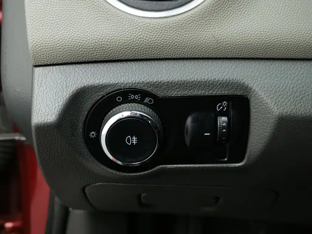 Chevrolet Cruze — миниатюра 21
