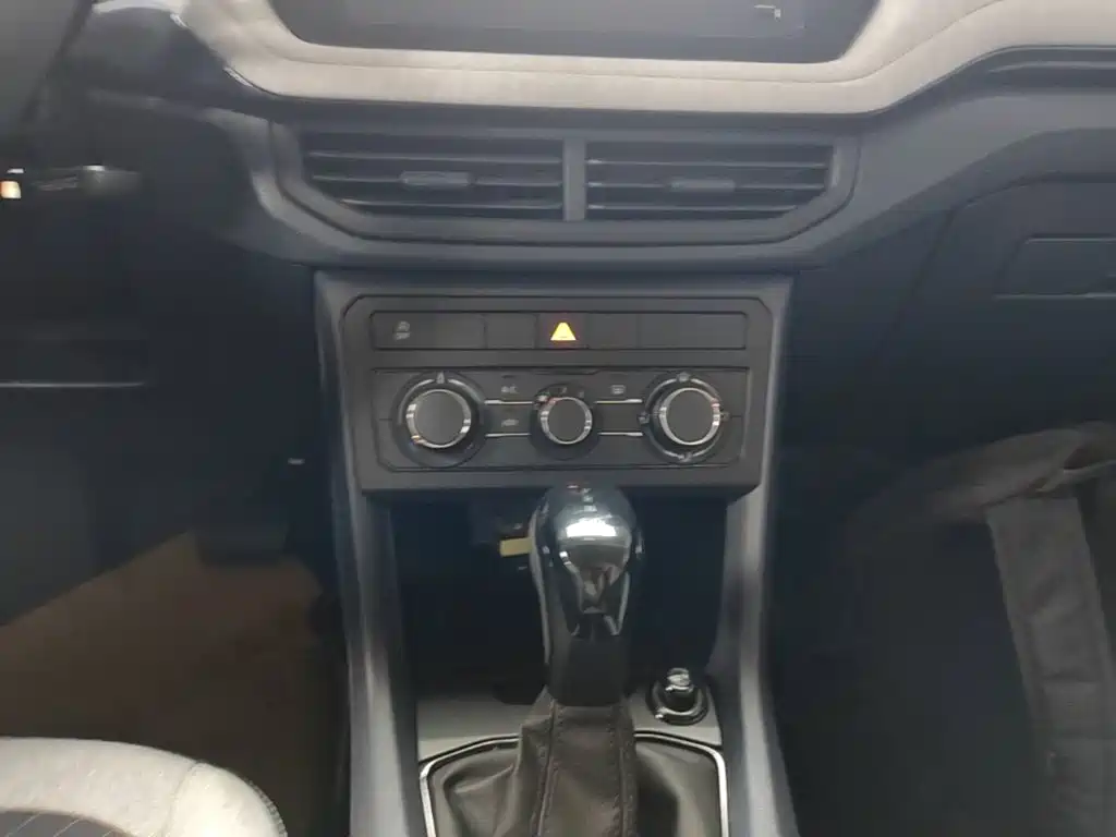 Volkswagen Tharu — миниатюра 13