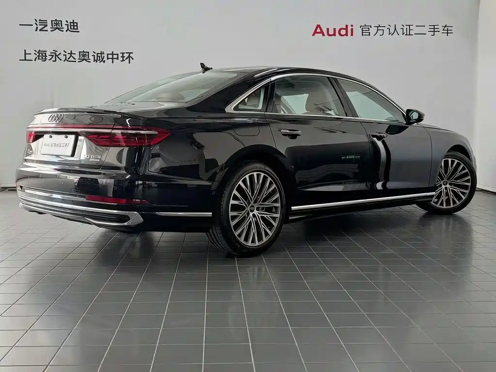 Audi A8 — миниатюра 5