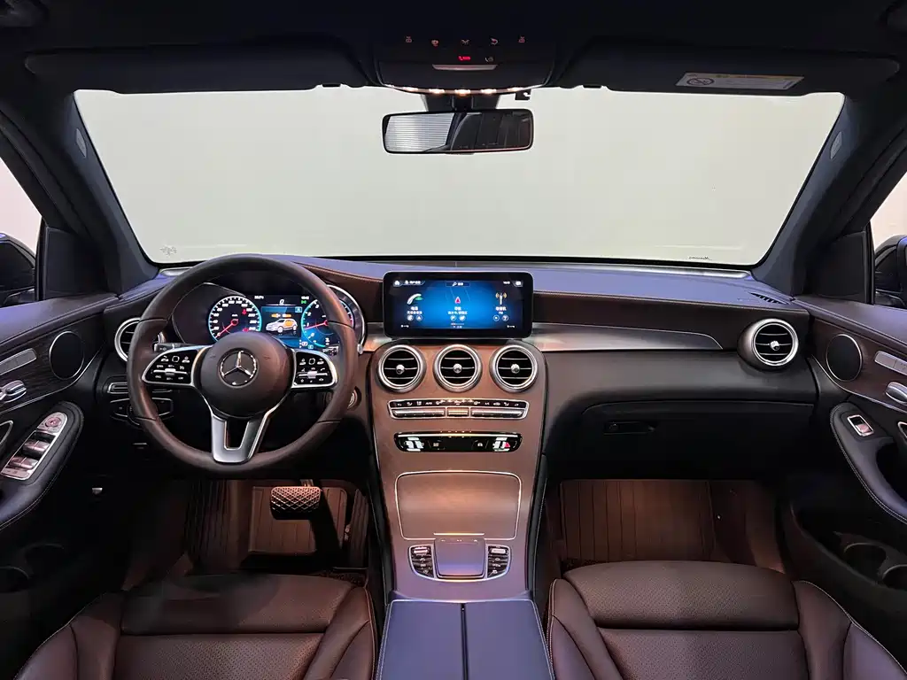 Mercedes-Benz GLC — миниатюра 9