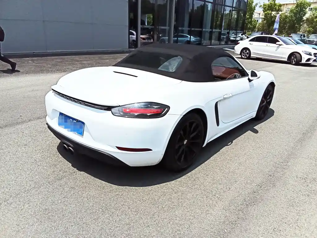 Porsche 718 2016 Boxster 2.0T