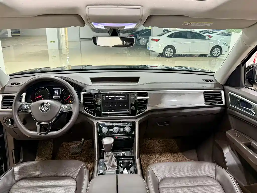 Volkswagen Teramont — миниатюра 7