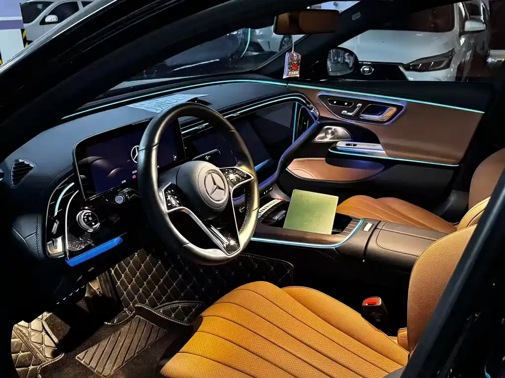 Mercedes-Benz E-Class — миниатюра 3